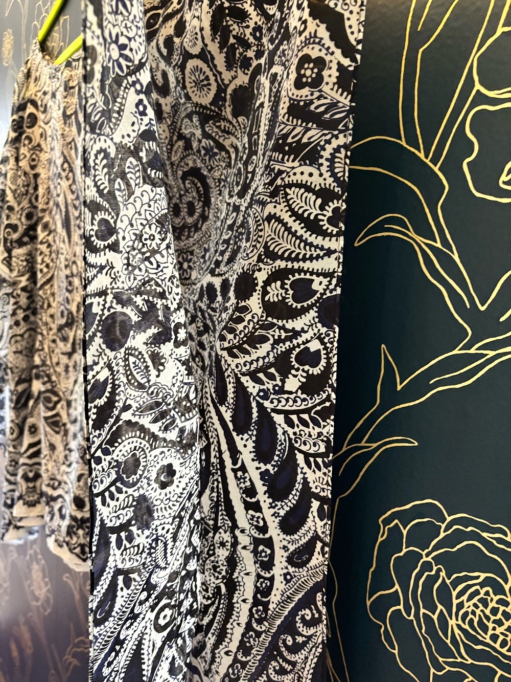 TALBOTS scarf / wrap / coverup / topper SILK BLEND 2x PLUS SIZED paisley SHEER - Picture 4 of 5